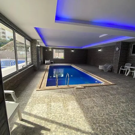 Apartmán Sky Hill 13 *